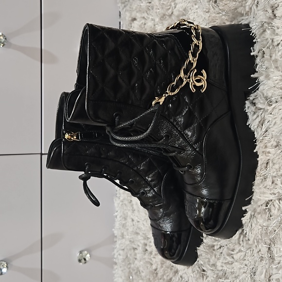 Auth CHANEL combat boots - Picture 2 of 10